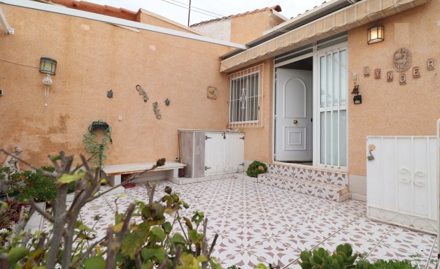 Resale - Chalet - Guardamar del Segura - El Moncayo
