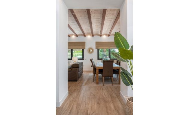 Resale - Villa - Elche/Elx