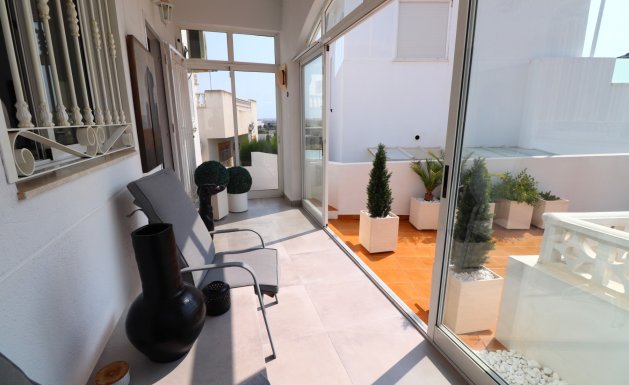 Herverkoop - Detached House / Villa - Orihuela Costa - Los Balcones
