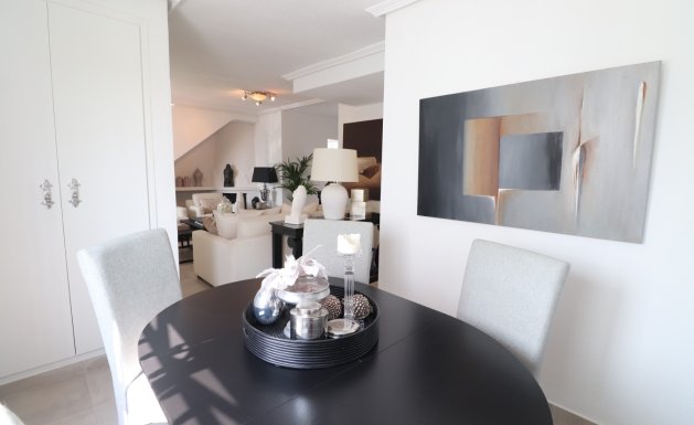 Herverkoop - Detached House / Villa - Orihuela Costa - Los Balcones