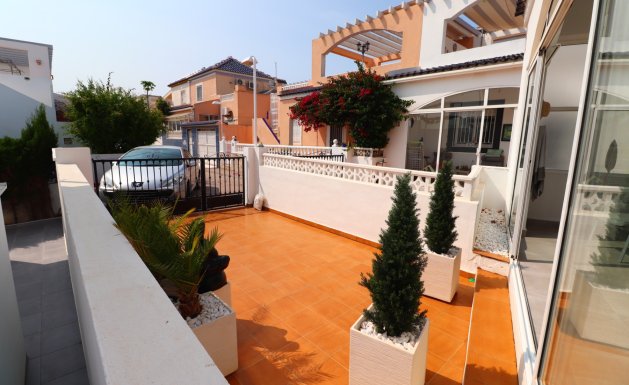 Herverkoop - Detached House / Villa - Orihuela Costa - Los Balcones