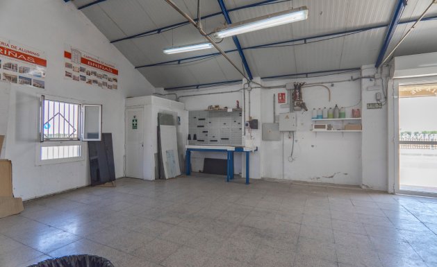Resale - Commercial space - Daya Vieja