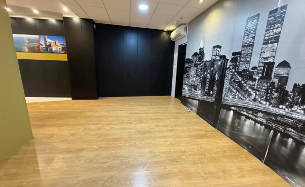 Resale - Commercial - Guardamar del Segura - Centro