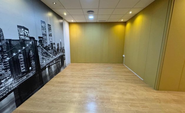Resale - Commercial - Guardamar del Segura - Centro