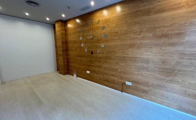 Resale - Commercial - Guardamar del Segura - Centro