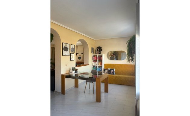 Resale - Villa / Detached - Ciudad Quesada - Quesada Center