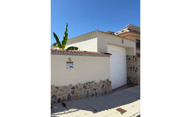 Resale - Villa / Detached - Ciudad Quesada - Quesada Center