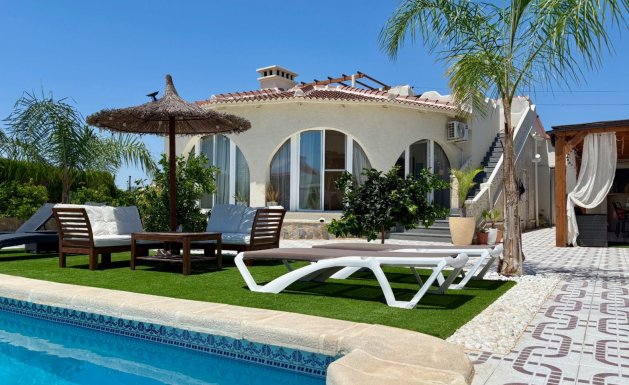 Resale - Villa / Detached - Ciudad Quesada - Quesada Center