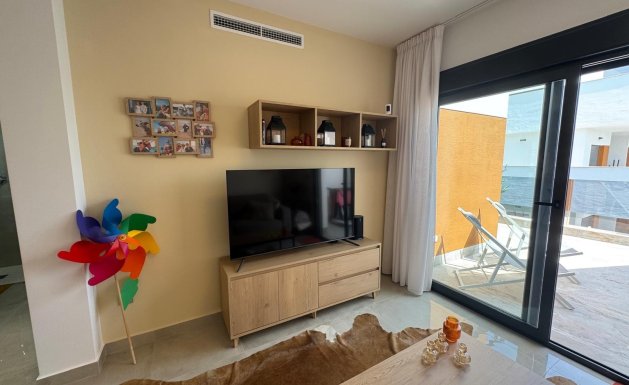Resale - Apartment - Pilar de La Horadada - Pilar de La Horadada - Town