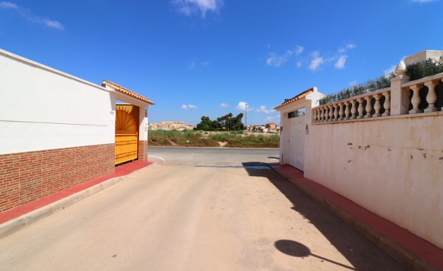 Resale - Apartment - Torrevieja - Altos del Limonar