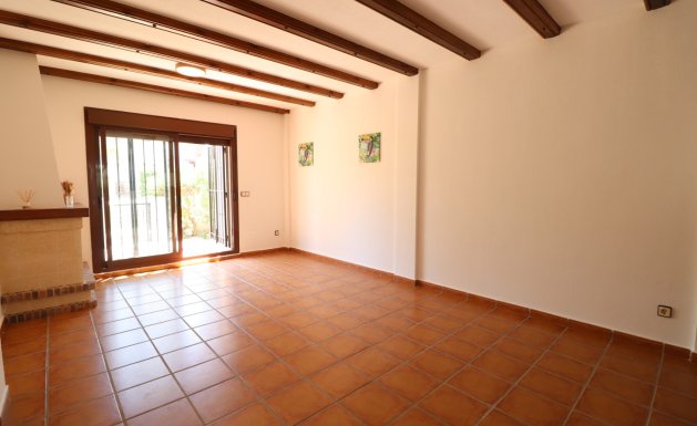 Resale - Semi Detached Villa - Algorfa - La Finca Golf Resort