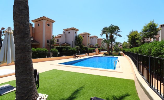 Resale - Semi Detached Villa - Algorfa - La Finca Golf Resort