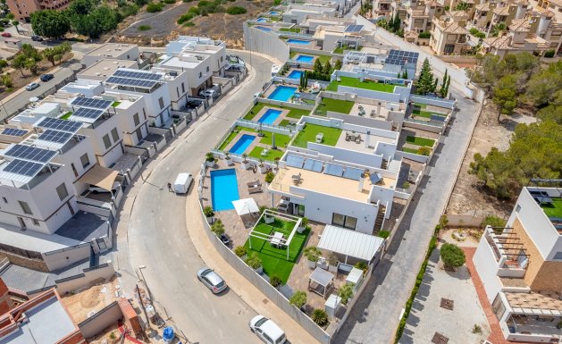 Resale - Villa - Orihuela Costa - Villamartín