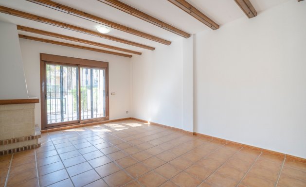 Resale - Chalet - Algorfa