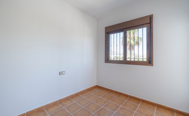 Resale - Chalet - Algorfa