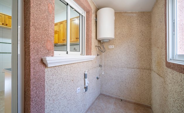 Resale - Villa - Algorfa