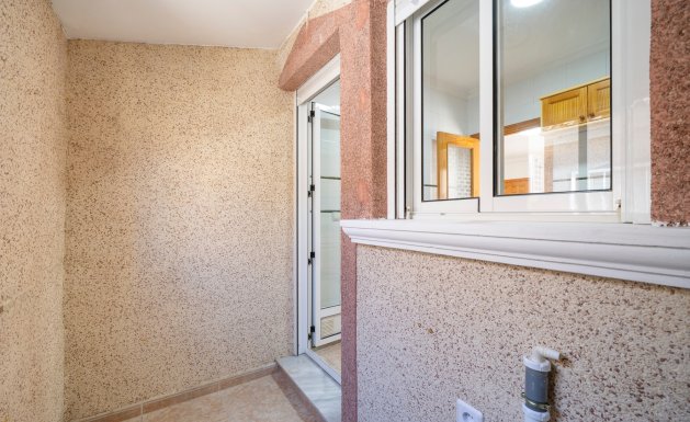 Resale - Villa - Algorfa