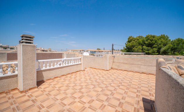 Resale - Villa - Algorfa