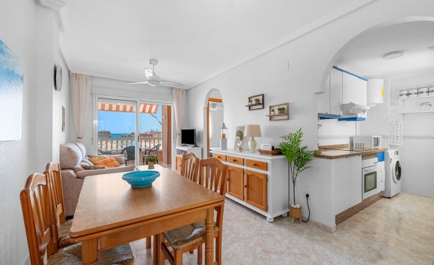 Resale - Apartment - Santa Pola