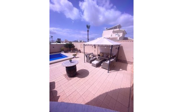 Reventa - Villa - Ciudad Quesada - Doña Pepa