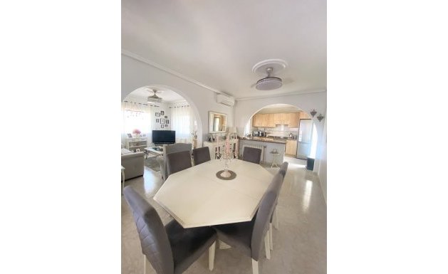 Reventa - Villa - Ciudad Quesada - Doña Pepa