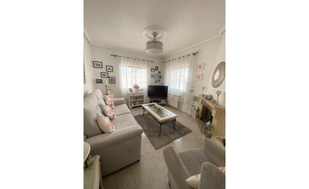 Reventa - Villa - Ciudad Quesada - Doña Pepa