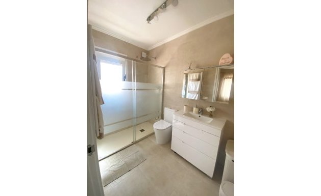 Reventa - Villa - Ciudad Quesada - Doña Pepa