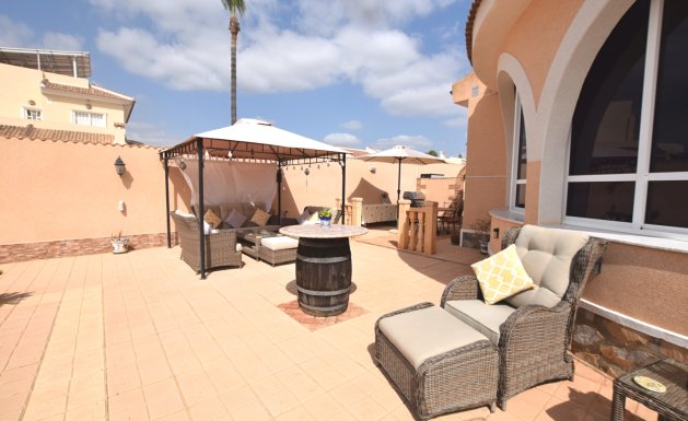 Reventa - Villa - Ciudad Quesada - Doña Pepa