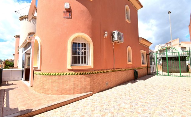 Herverkoop - Detached House / Villa - Orihuela Costa - Playa Flamenca