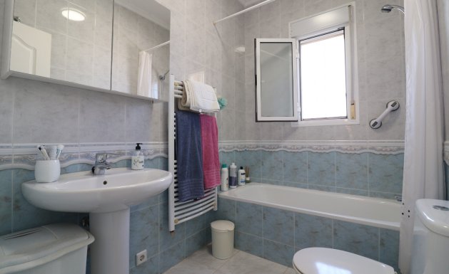 Herverkoop - Detached House / Villa - Benimar - Benimar II