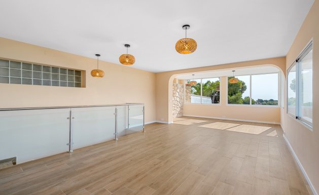 Resale - Villa - Alicante - La Nucía