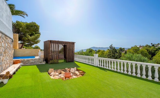 Resale - Villa - Alicante - La Nucía