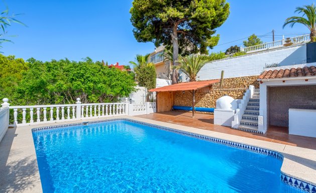 Resale - Villa - Alicante - La Nucía