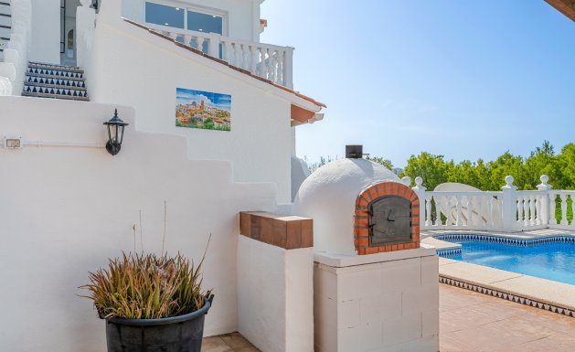 Resale - Villa - Alicante - La Nucía