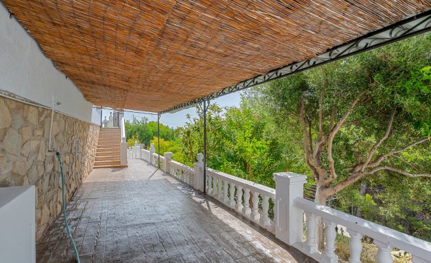 Resale - Villa - Alicante - La Nucía