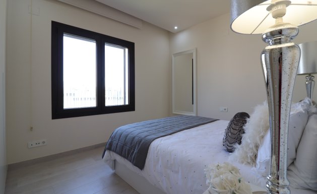 Resale - Detached House / Villa - Algorfa - La Finca Golf Resort