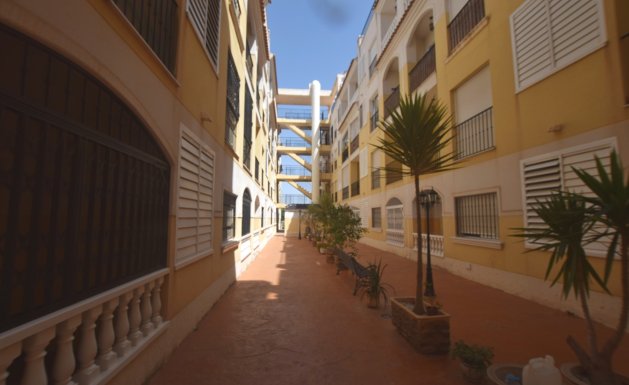 Resale - Apartment - Formentera del Segura