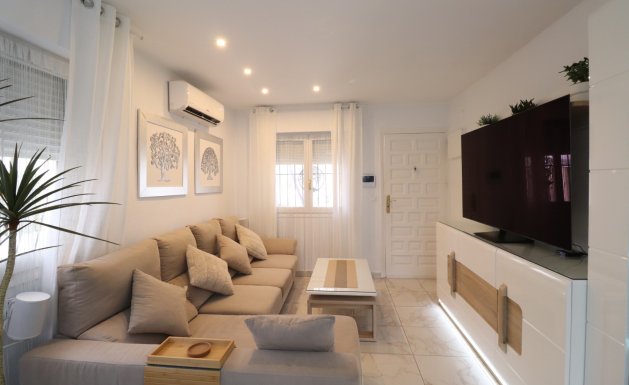 Resale - Detached House / Villa - Orihuela Costa - La Florida