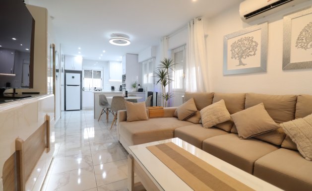 Resale - Detached House / Villa - Orihuela Costa - La Florida