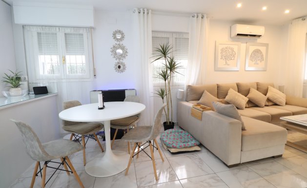 Resale - Detached House / Villa - Orihuela Costa - La Florida