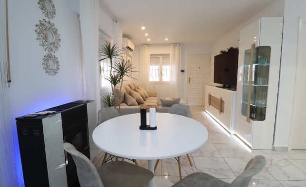 Resale - Detached House / Villa - Orihuela Costa - La Florida