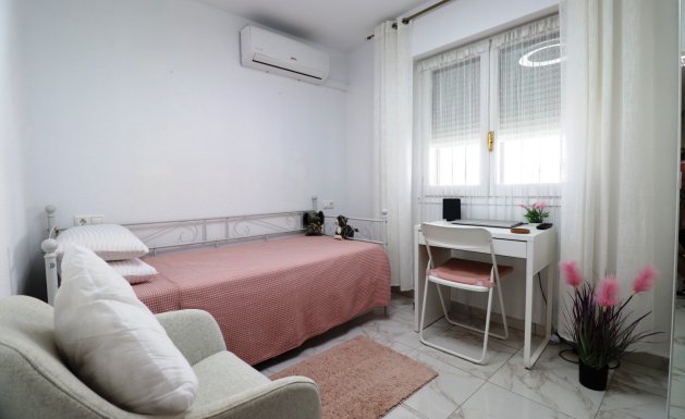 Resale - Detached House / Villa - Orihuela Costa - La Florida