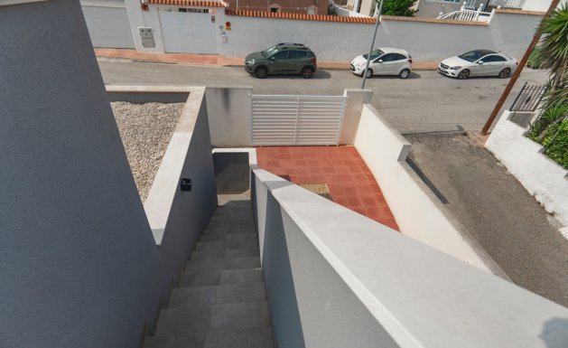 Resale - Detached House / Villa - Ciudad Quesada - La  Marquesa Golf