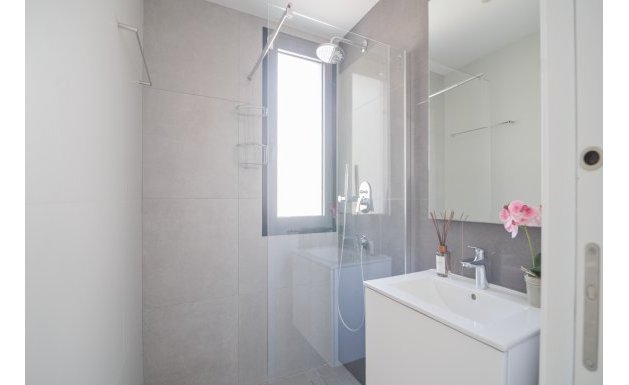 Reventa - Villa - Ciudad Quesada - Pueblo Bravo