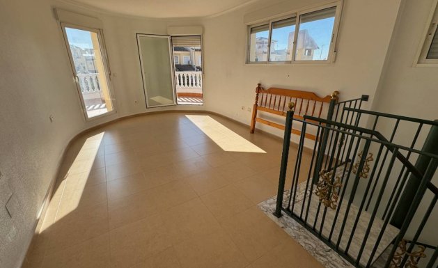 Reventa - Villa - Ciudad Quesada - Lo Pepin