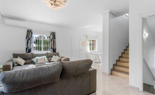 Reventa - Villa - Ciudad Quesada - Dona Pepa