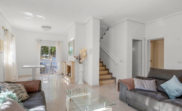 Reventa - Villa - Ciudad Quesada - Dona Pepa