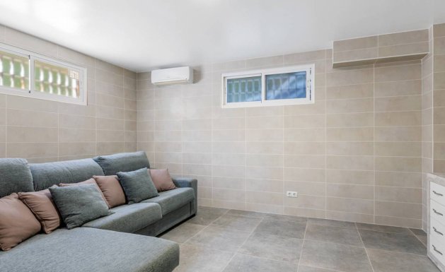 Reventa - Villa - Ciudad Quesada - Dona Pepa