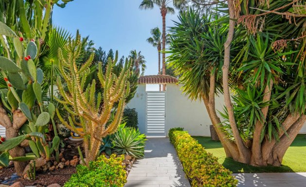 Reventa - Villa - Ciudad Quesada - Dona Pepa