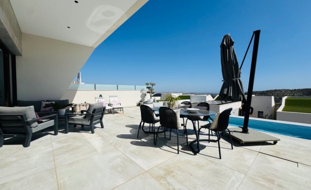 Reventa - Villa - Ciudad Quesada - La Fiesta